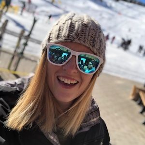 Meet your Posher, Kelly